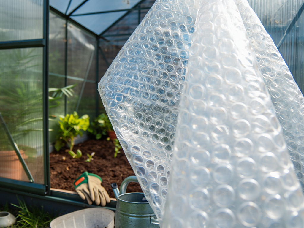 Werfen Sie Luftpolsterfolie nicht weg! Es ist unglaublich, wie nützlich sie im Garten sein kann