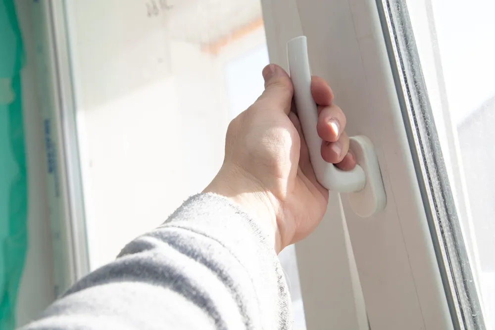 Sollte man die Wohnung bei frostigem Wetter lüften? Die Deutschen machen einen Fehler