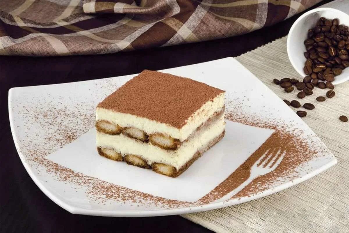 Dieses cremige Dessert ohne Backen bereite ich abends zu, und morgens ist es schon perfekt.