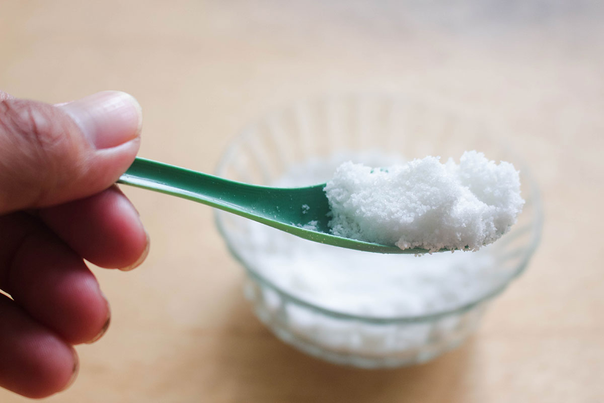 Ein kleines Produkt, das nur wenige Cent kostet, beseitigt Kondenswasser an Fenstern